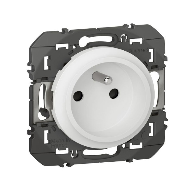 Prise 2P+T EasyRéno faible profondeur Dooxie Legrand