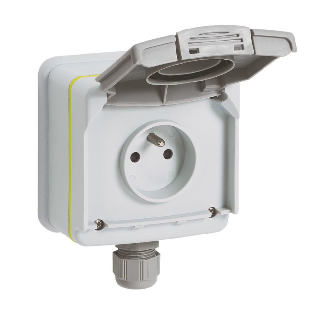 Prise Green'Up Access Legrand 090471 16A 230V IP66 IK08 pour véhicule électrique