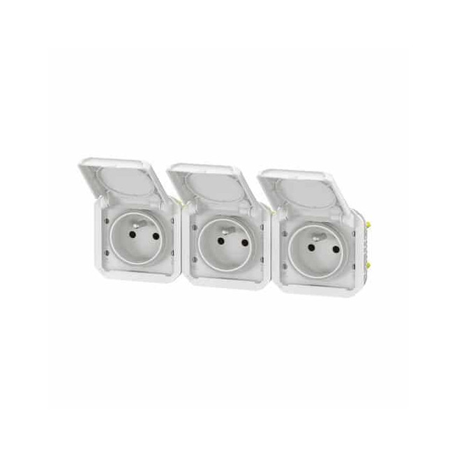 Triple prise 3x2P+T horizontale Blanc Plexo